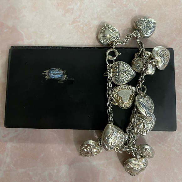 Vintage 14 Double Sided Sterling Puffy Hearts Bracelet - Picture 6 of 7
